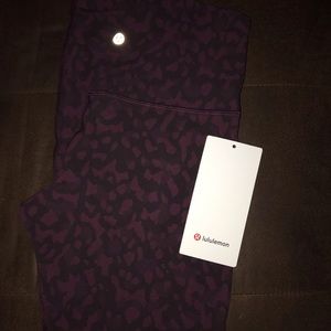 Purple leopard print lulu leggings! NWT Size 6!